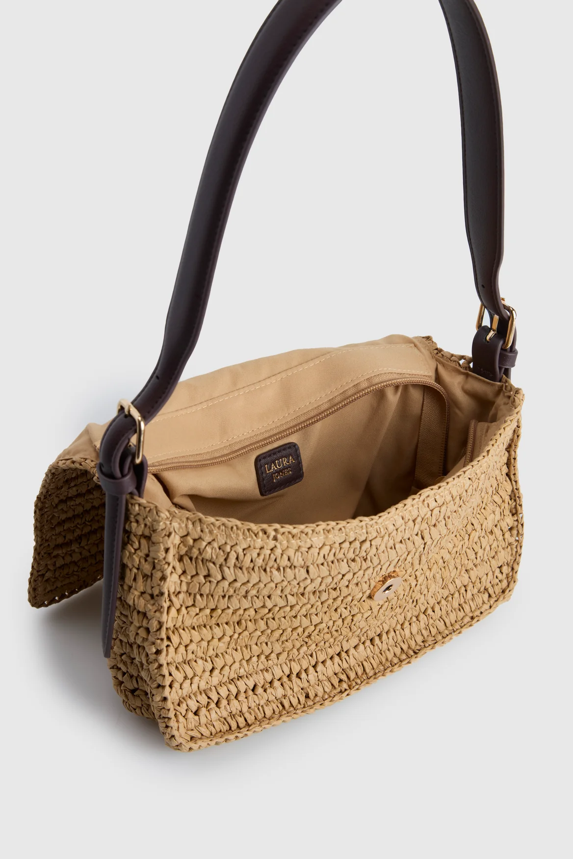 494-straw-flapover-shoulder-bag-4.webp Straw Flapover Shoulder Bag