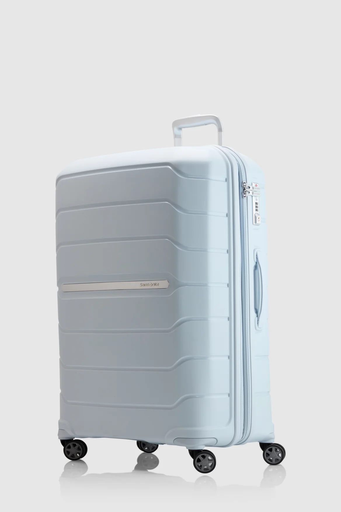 530-oc2lite-check-in-75cm-suitcase-1.webp Oc2lite Check-In 75cm Suitcase
