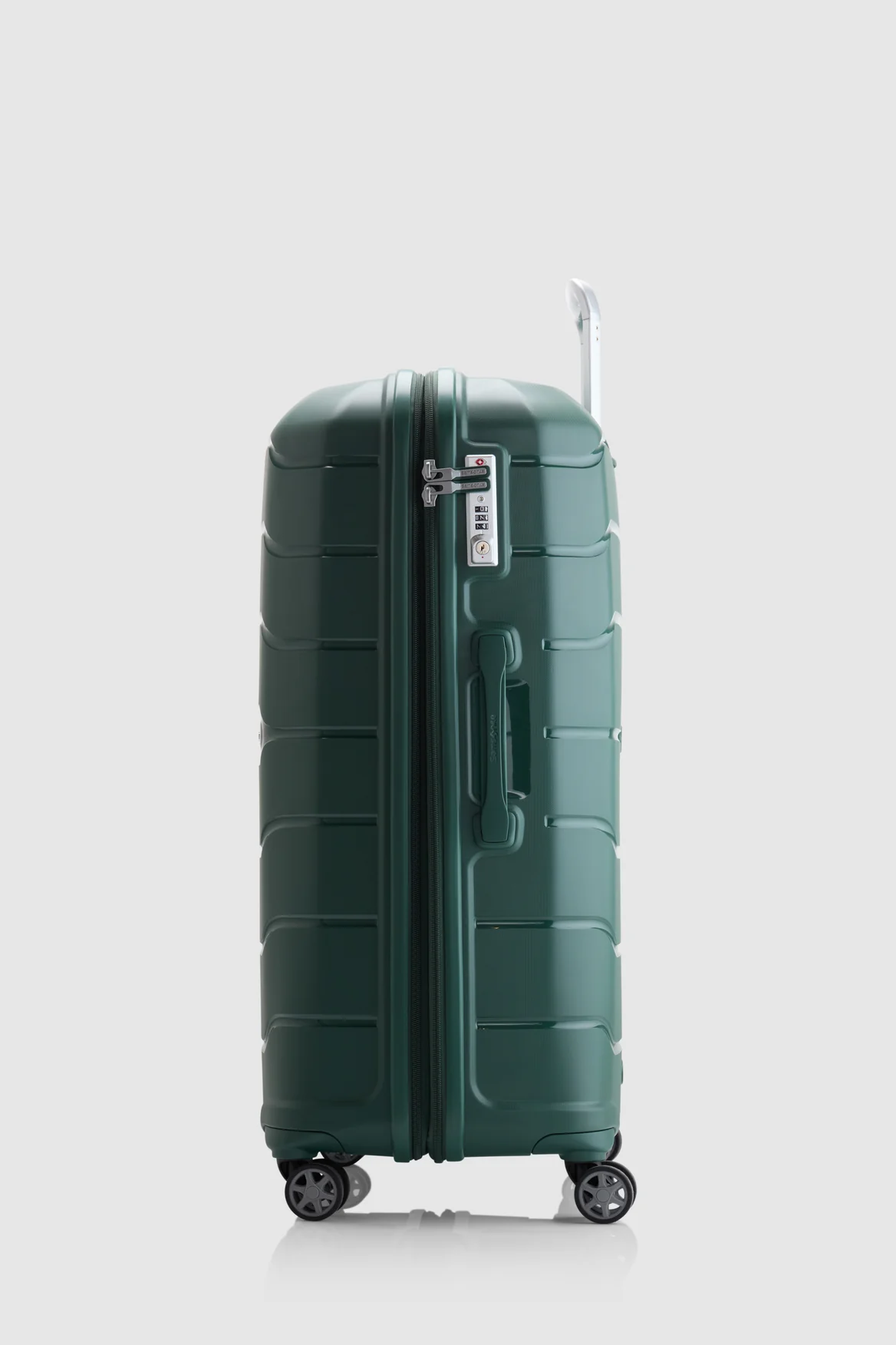 557-oc2lite-check-in-75cm-suitcase-2.webp Oc2lite Check-In 75cm Suitcase
