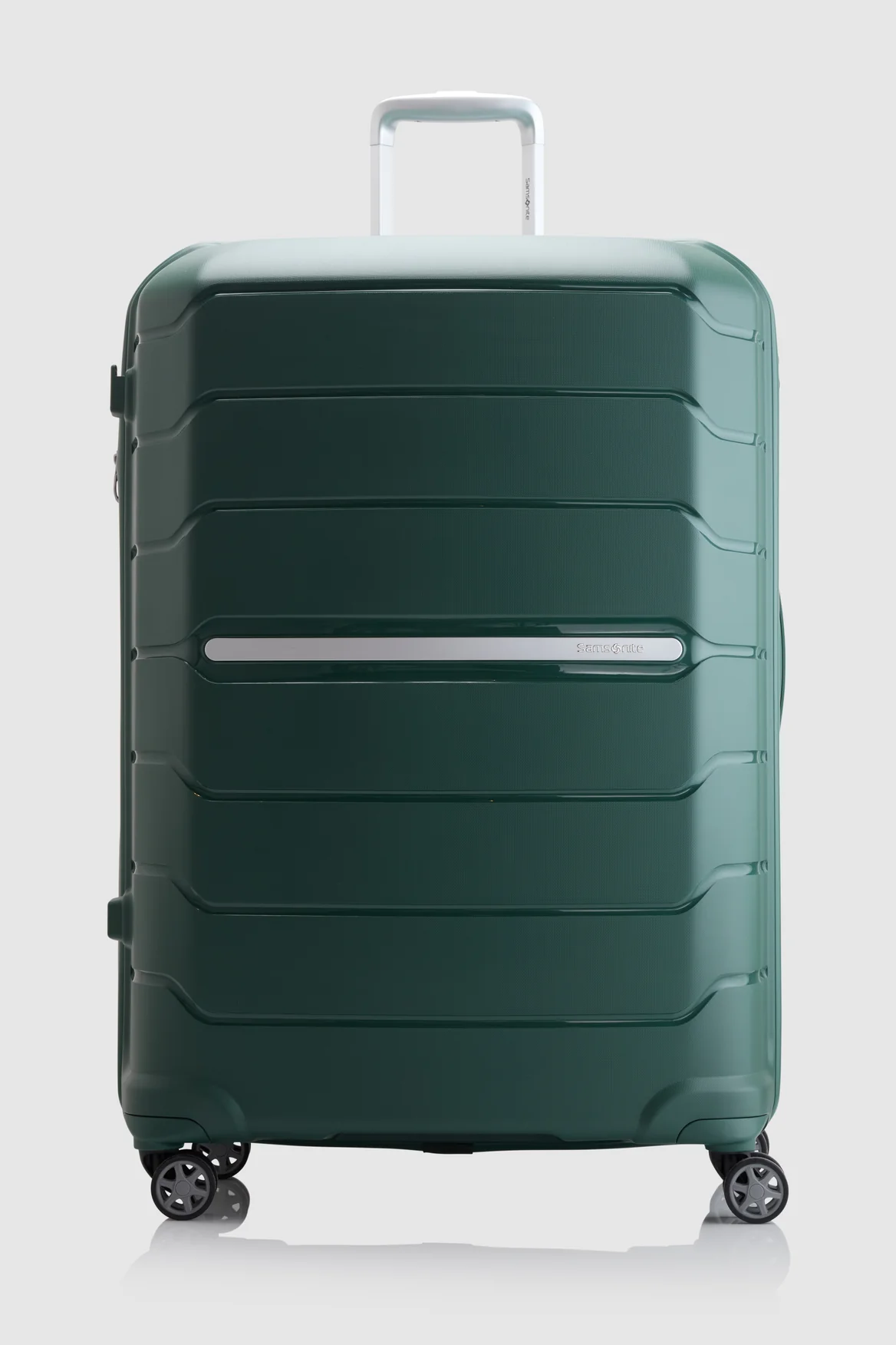 560-oc2lite-check-in-81cm-suitcase-4.webp Oc2lite Check-In 81cm Suitcase