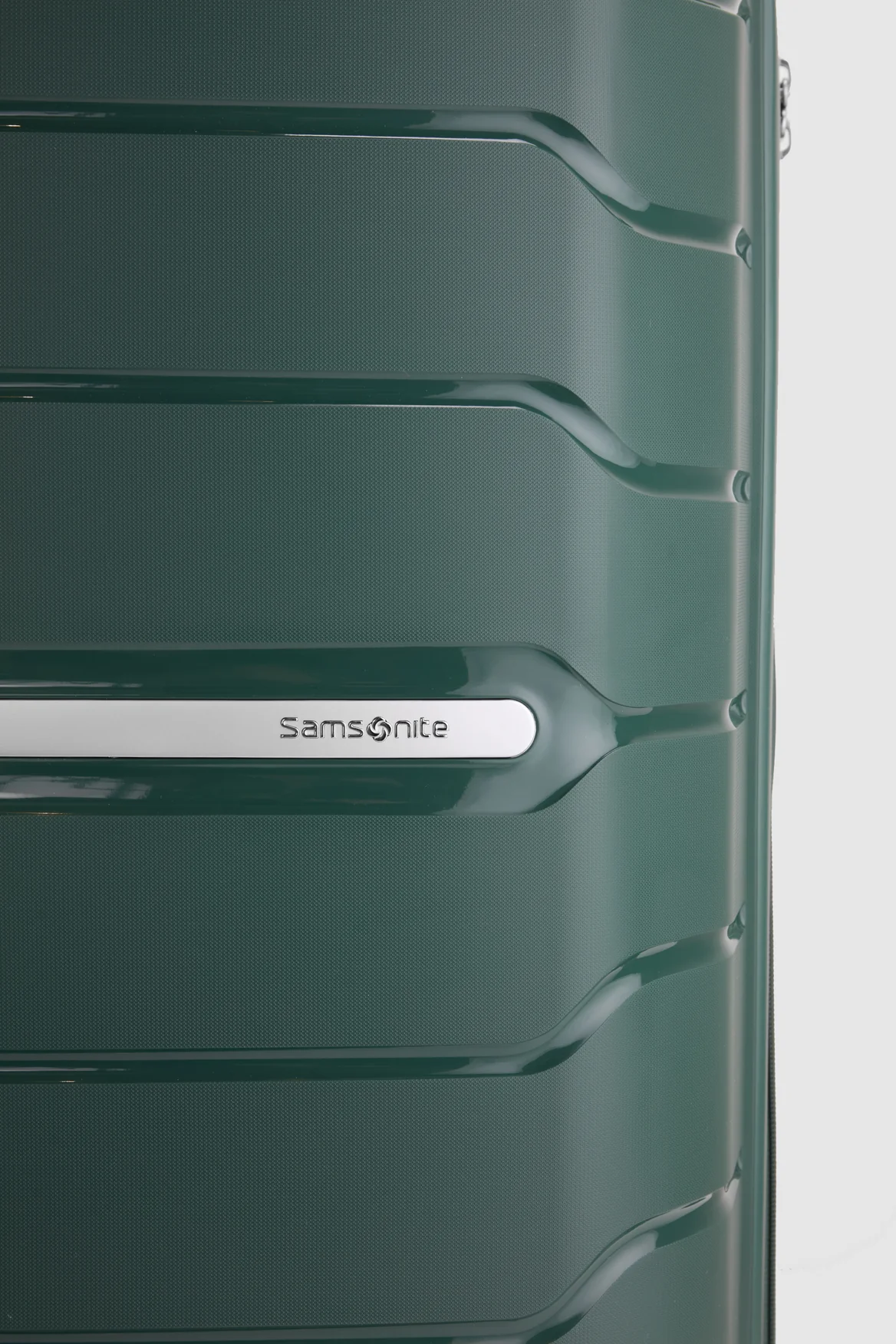 560-oc2lite-check-in-81cm-suitcase-8.webp Oc2lite Check-In 81cm Suitcase