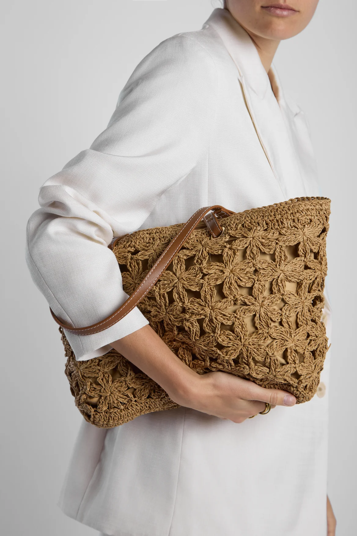 Flower Straw Large Tote