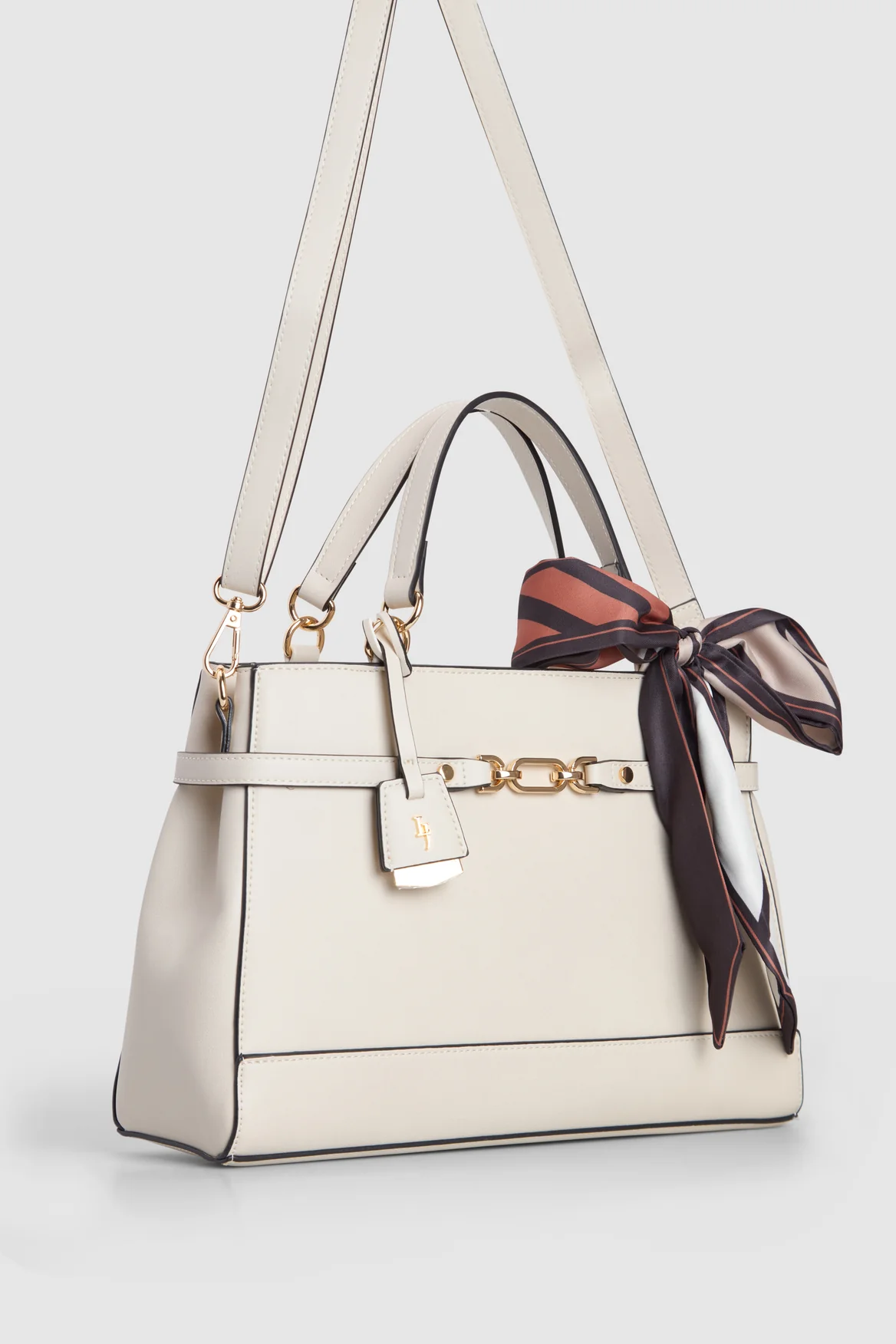 565-link-east-west-tote-2.webp Link East West Tote