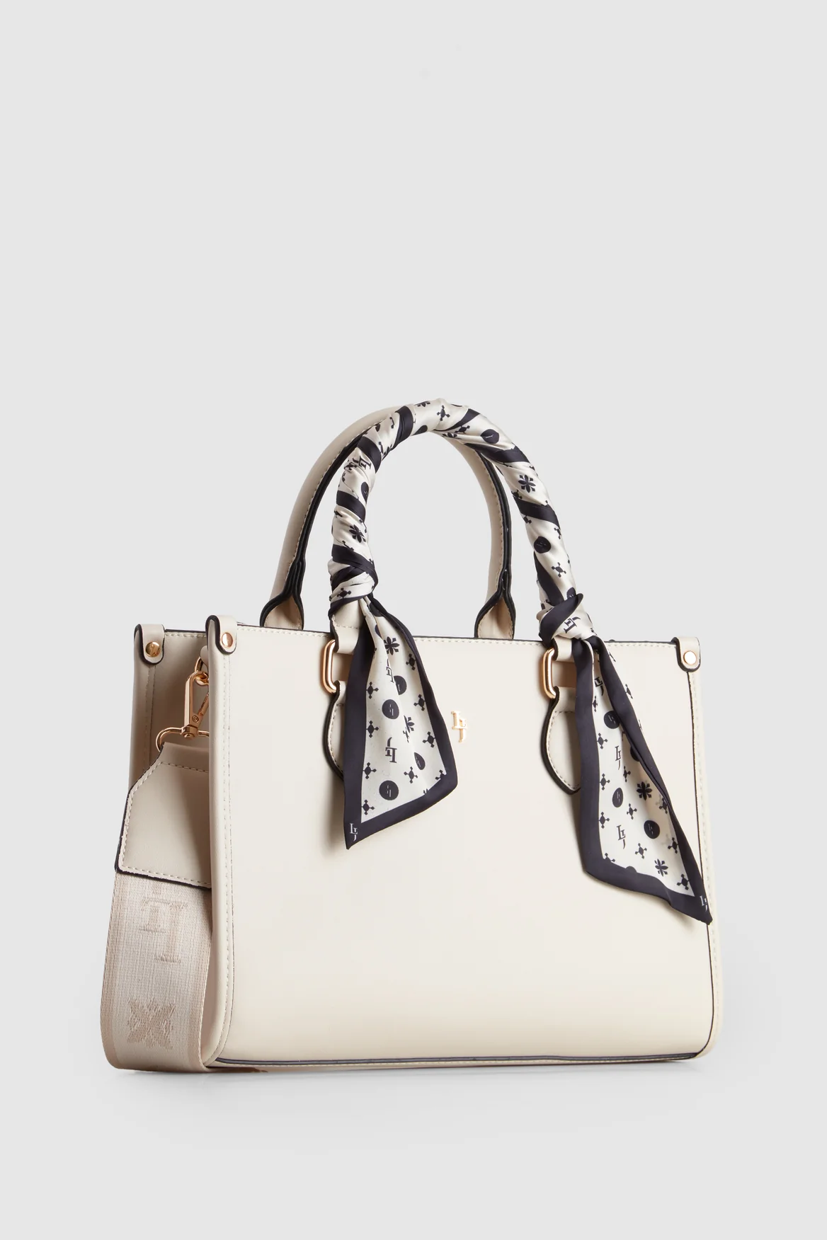 588-tote-bag-with-scarf-2.webp Tote Bag With Scarf