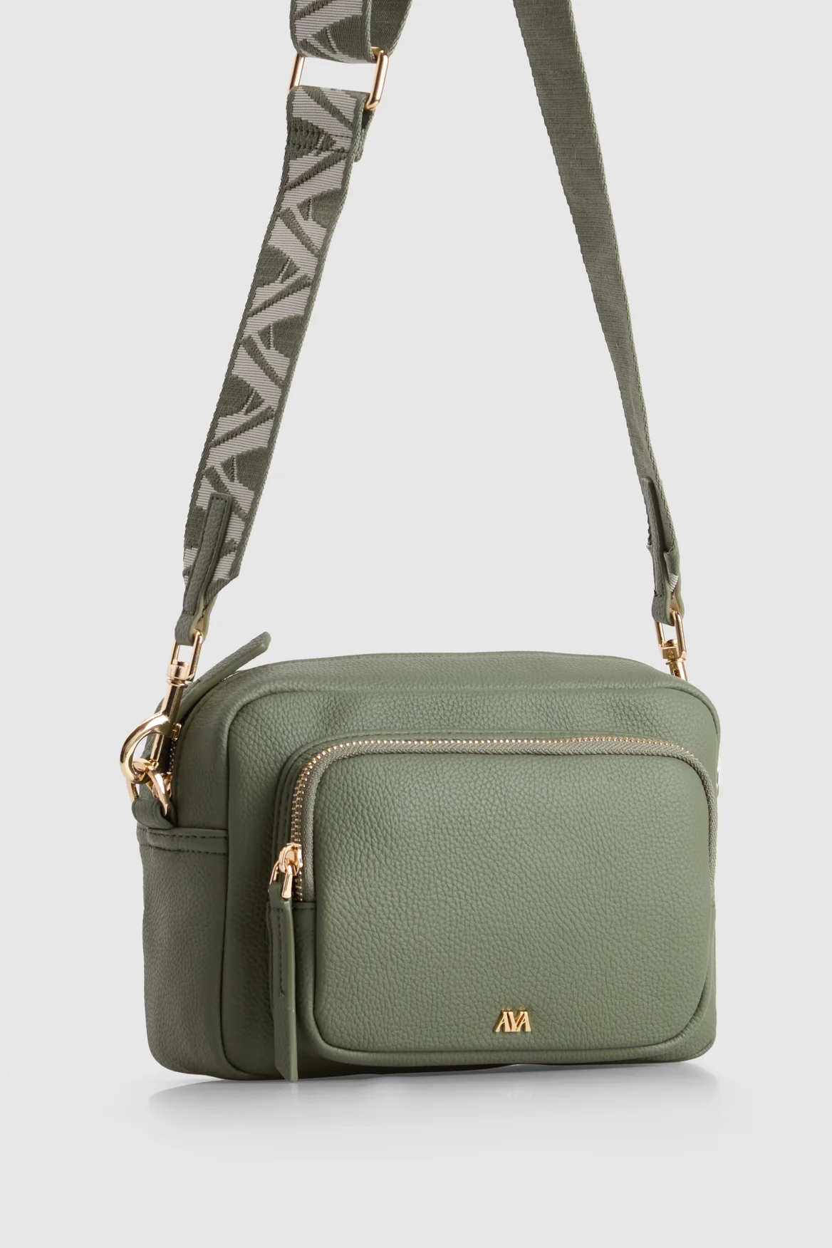 60-juni-crossbody-bag-2.webp Juni Crossbody Bag