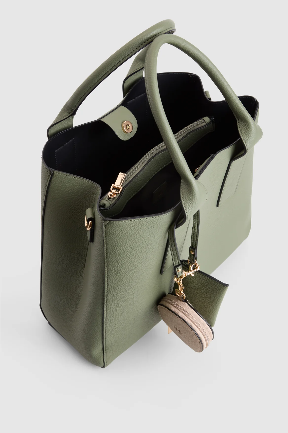 61-juni-carry-all-tote-bag-4.webp Juni Carry All Tote Bag