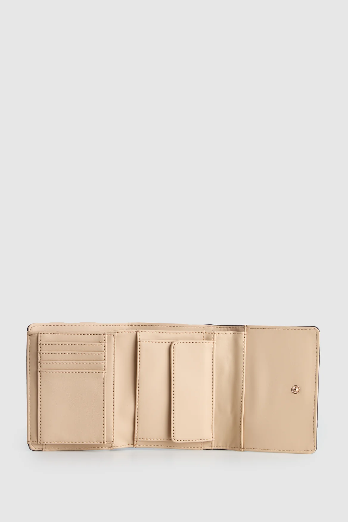 625-cathleen-small-clutch-wallet-3.webp Cathleen Small Clutch Wallet