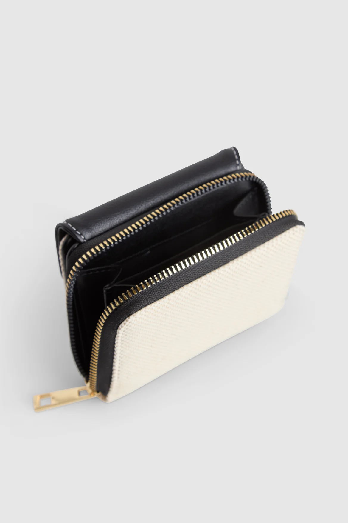 632-raya-canvas-small-wallet-4.webp Raya Canvas Small Wallet