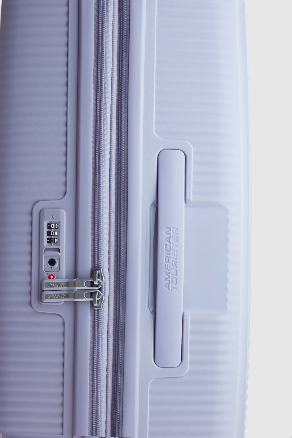 671-curio-2-69cm-suitcase-7.webp Curio 2 69cm Suitcase