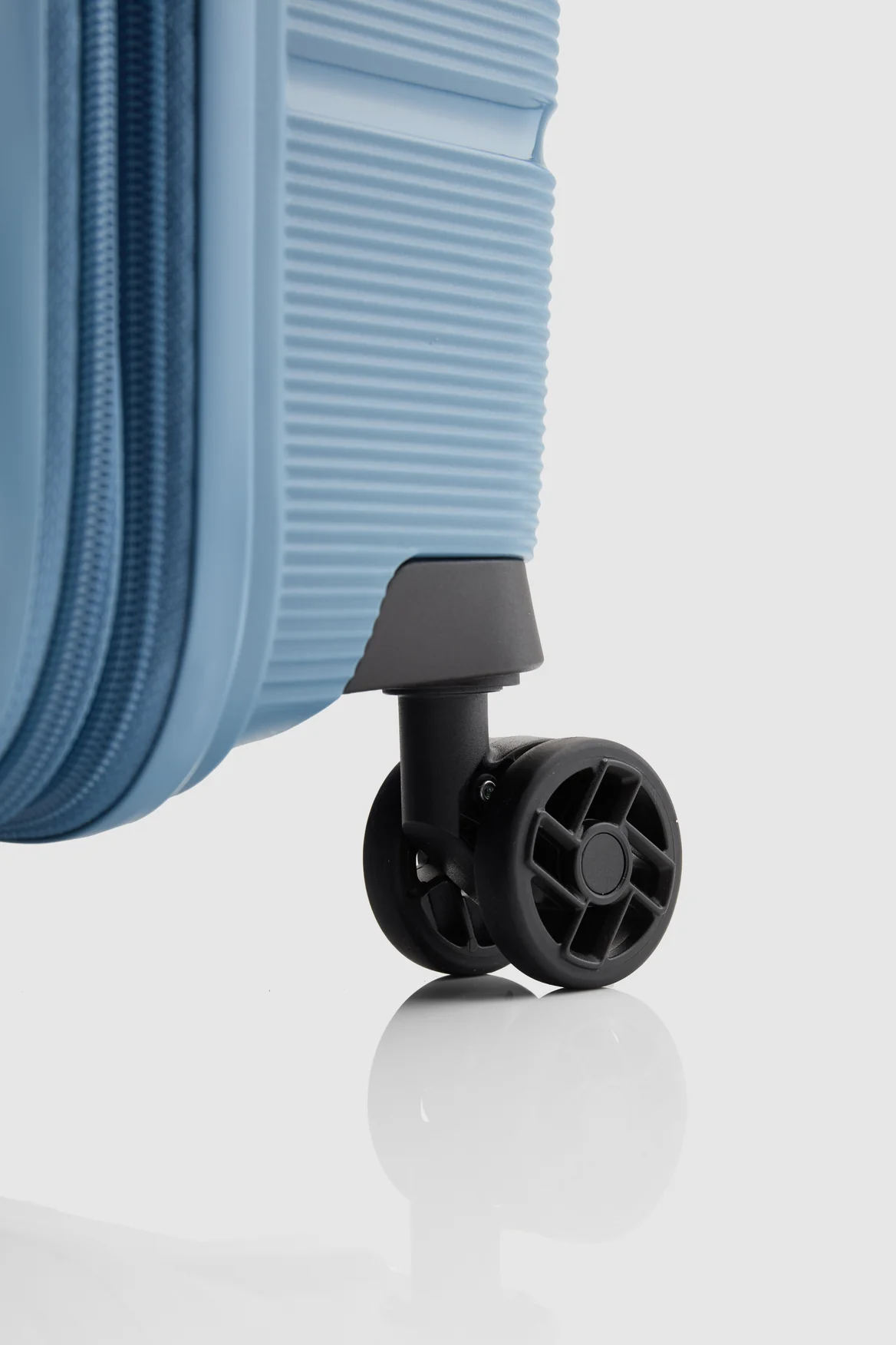 689-linex-55cm-suitcase-6.webp Linex 55cm Suitcase