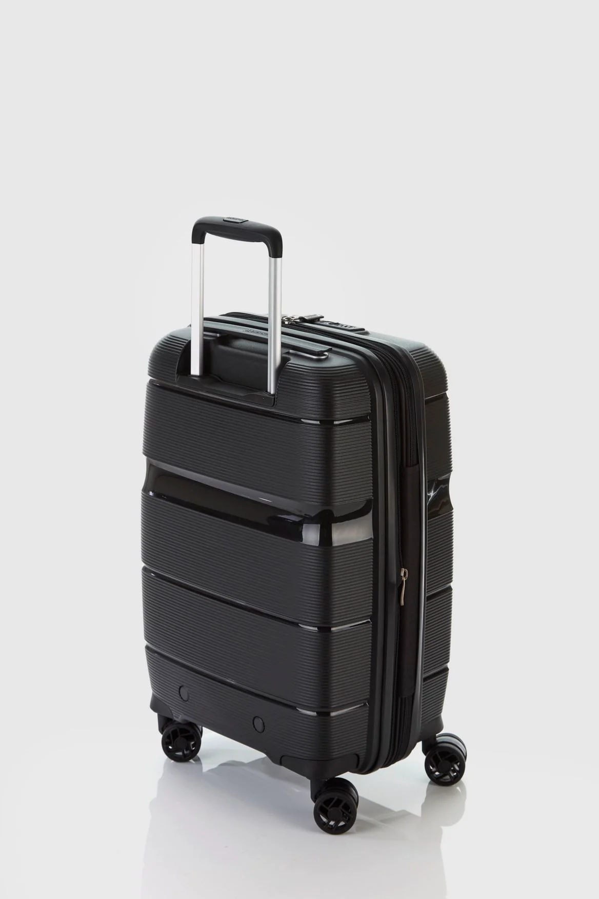 713-linex-55cm-suitcase-8.webp Linex 55cm Suitcase