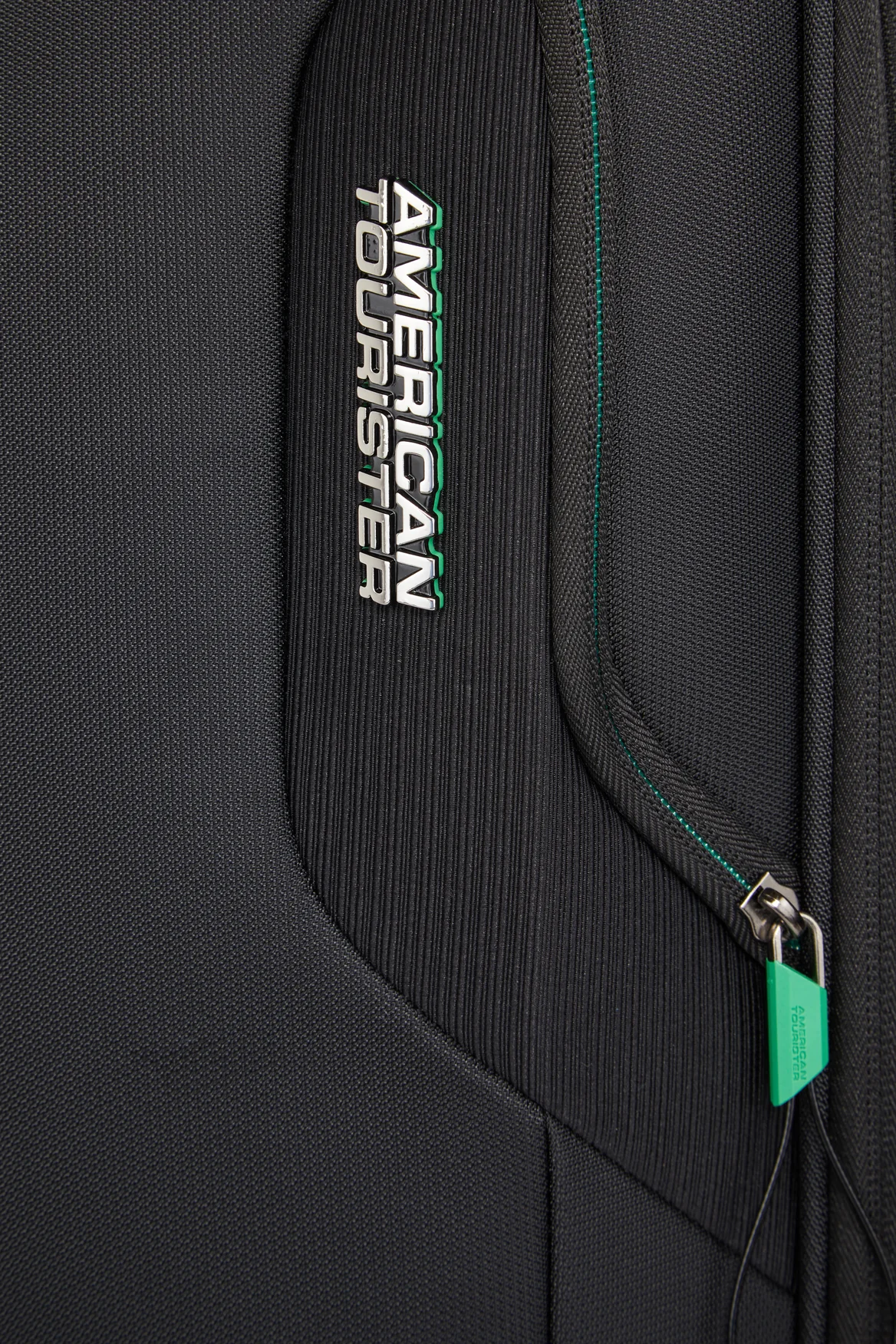 714-applite-5-55cm-case-8.webp Applite 5 55cm Case