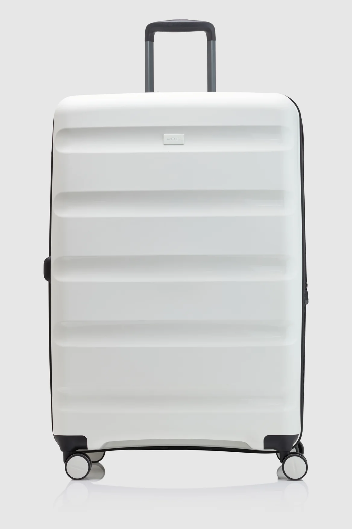760-gloss-stripe-78cm-suitcase-4.webp Gloss Stripe 78cm Suitcase