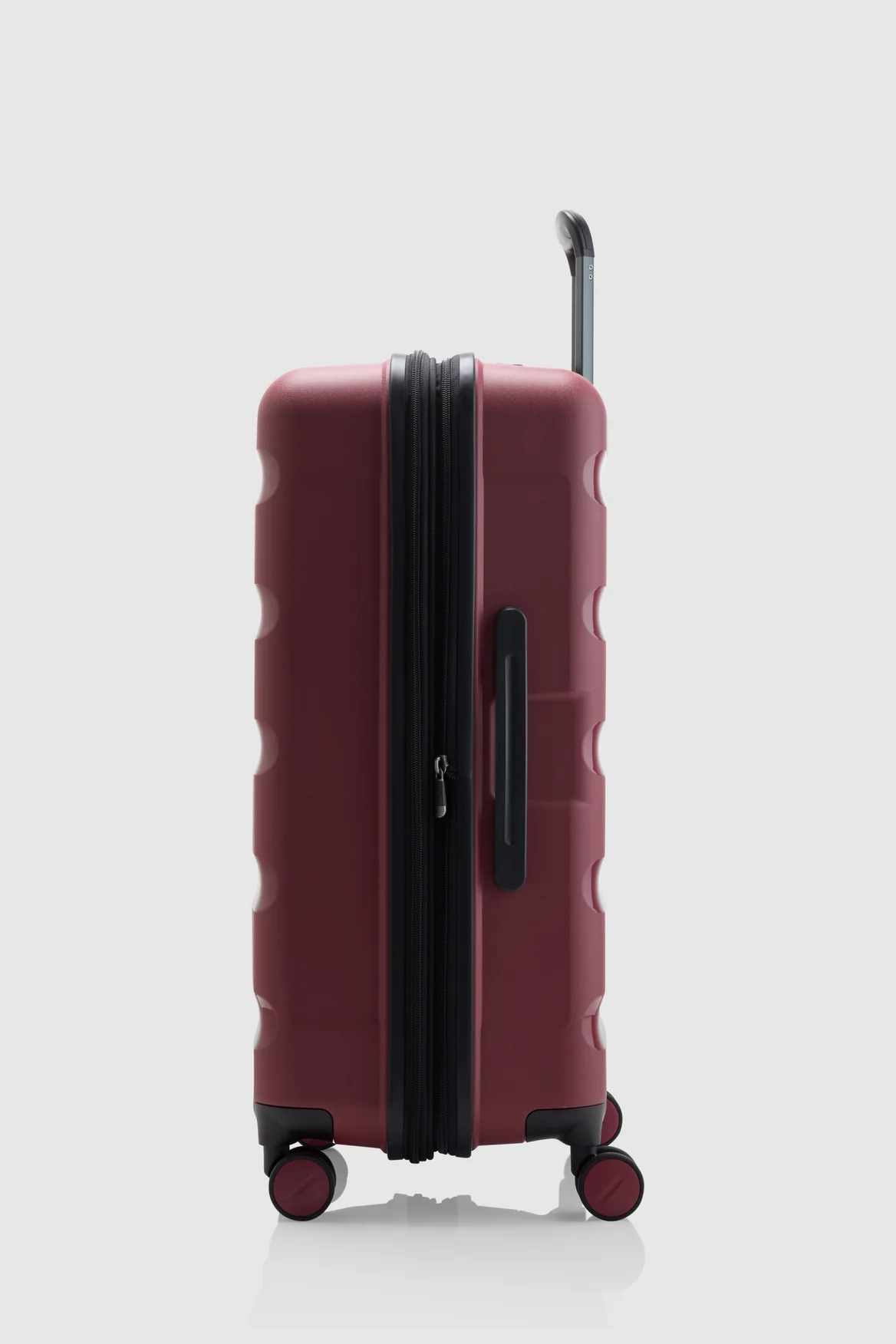 Gloss Stripe 68cm Suitcase