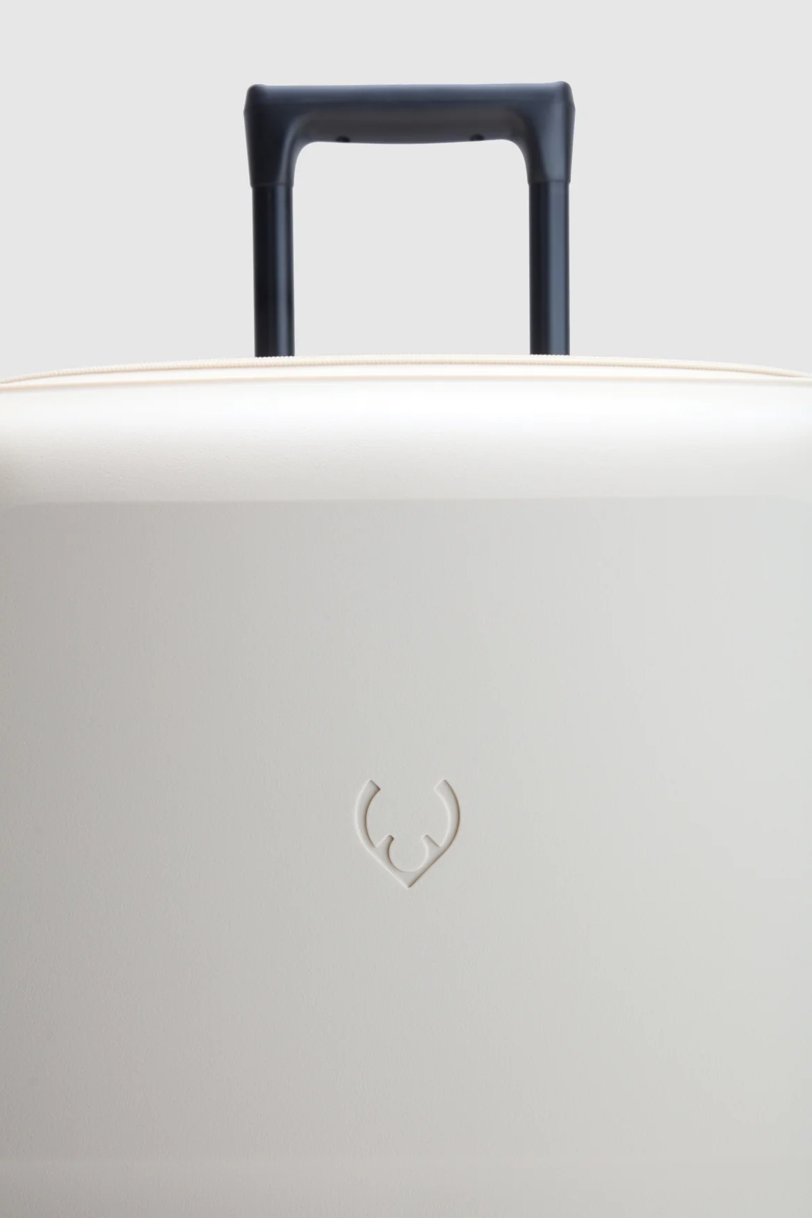 788-single-stripe-55cm-suitcase-8.webp Single Stripe 55cm Suitcase