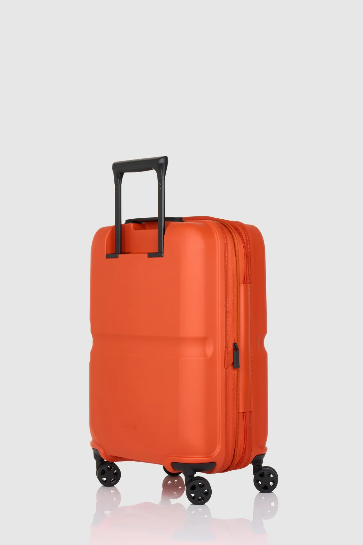 789-single-stripe-55cm-suitcase-5.webp Single Stripe 55cm Suitcase