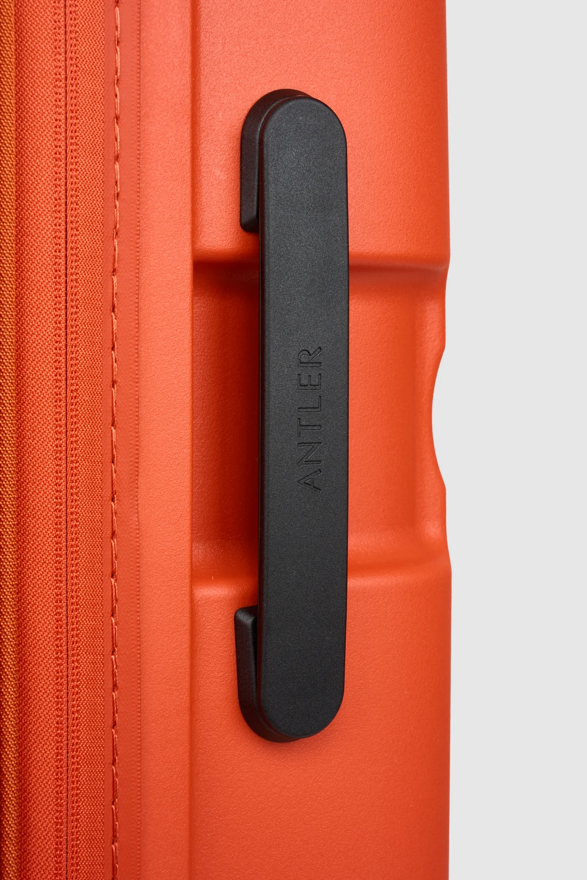 789-single-stripe-55cm-suitcase-8.webp Single Stripe 55cm Suitcase