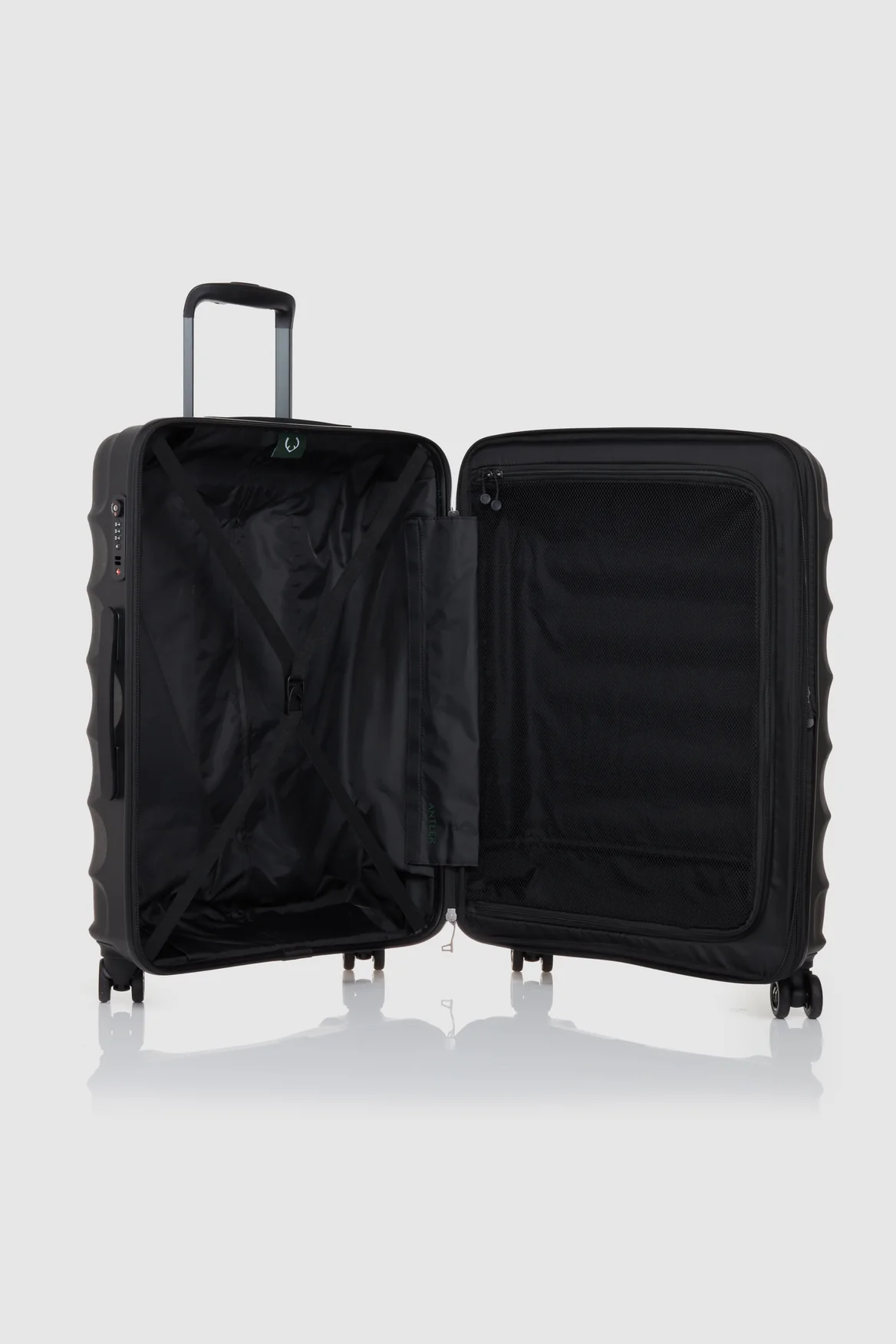 804-juno-carry-on-56cm-suitcase-3.webp Juno Carry-On 56cm Suitcase