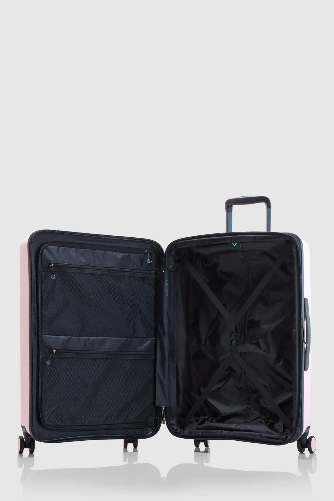 807-gloss-stripe-78cm-suitcase-3.webp Gloss Stripe 78cm Suitcase