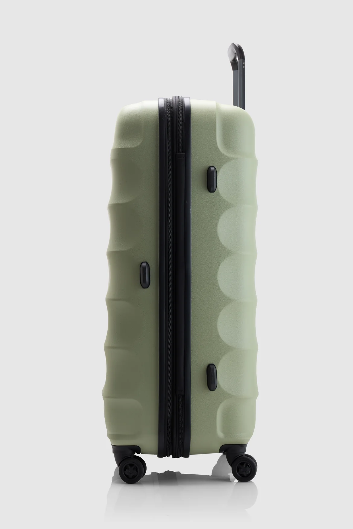 Juno Check-In 79cm Suitcase