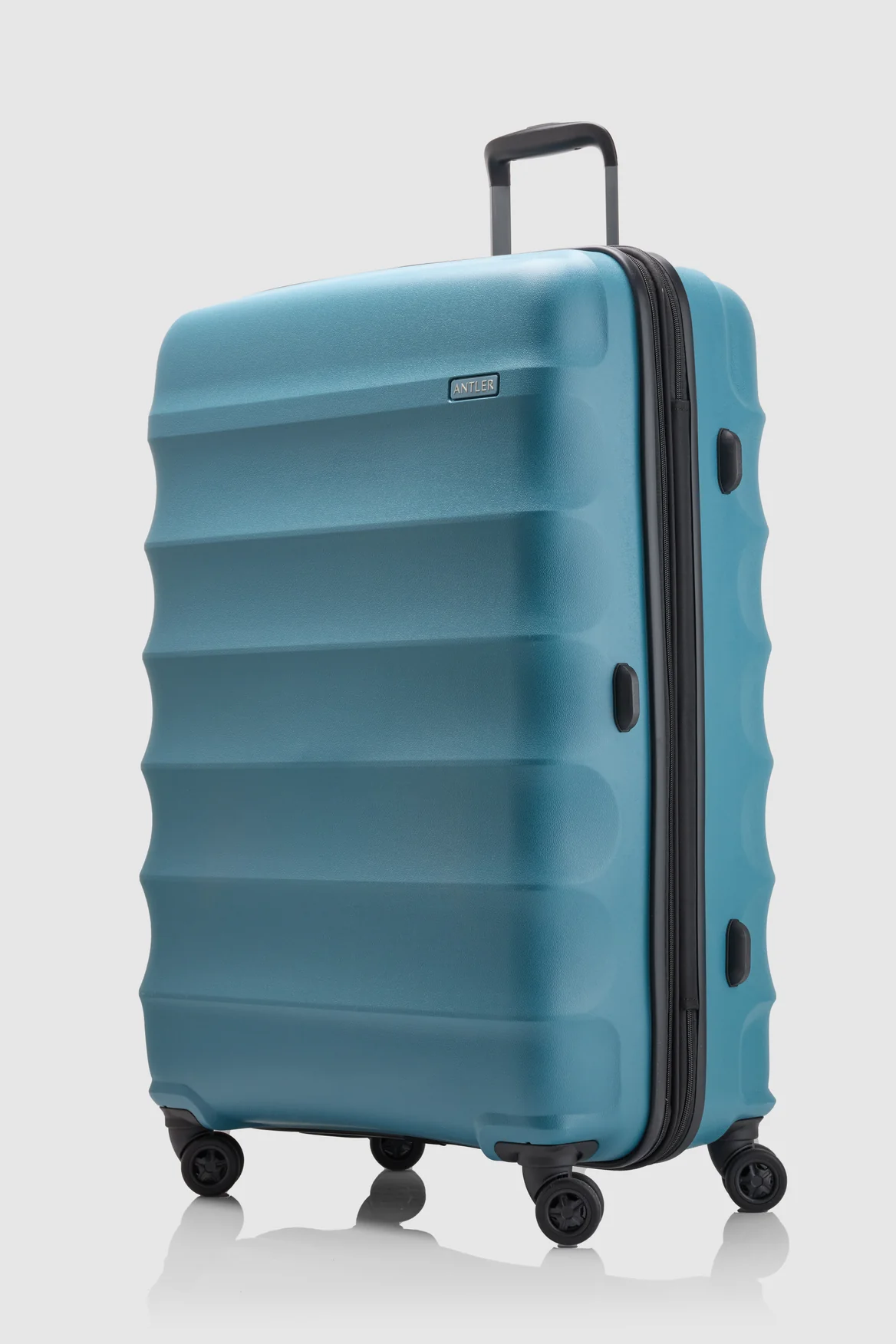 Juno Check-In 79cm Suitcase
