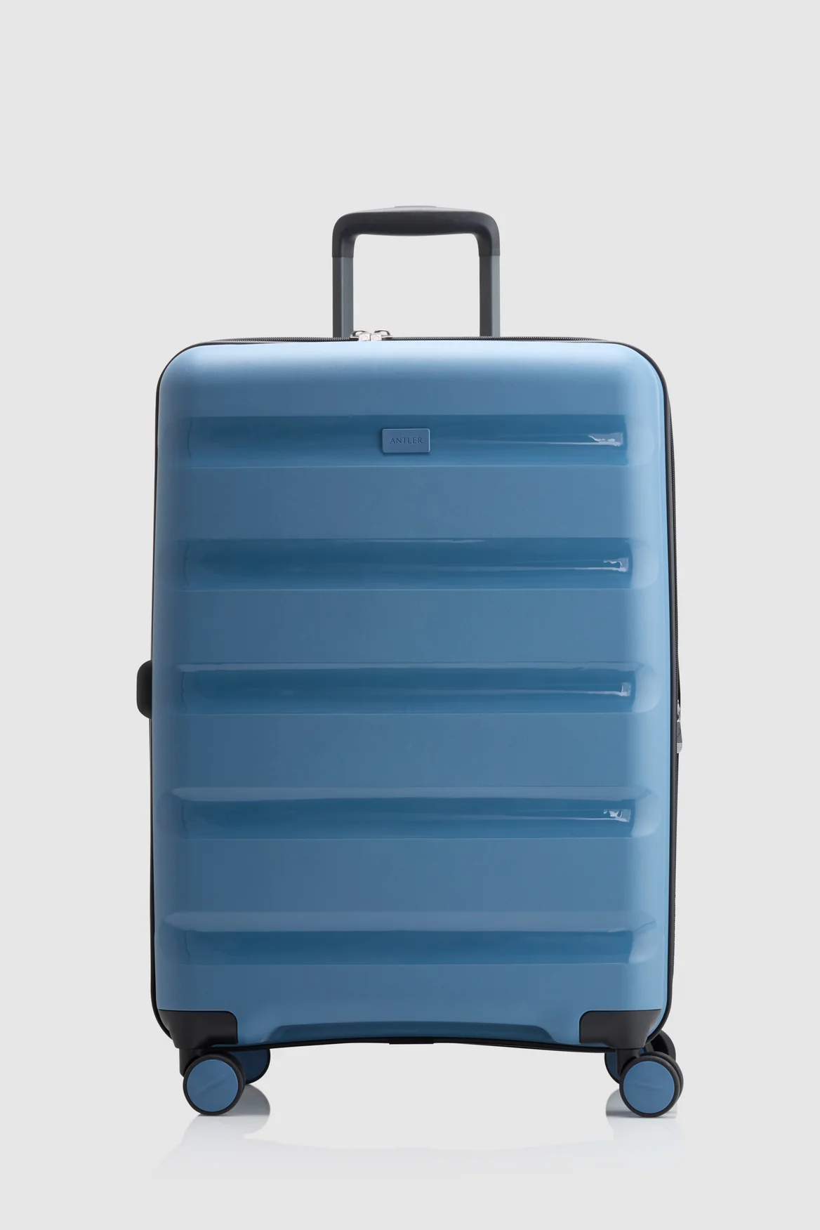 861-gloss-stripe-68cm-suitcase-4.webp Gloss Stripe 68cm Suitcase