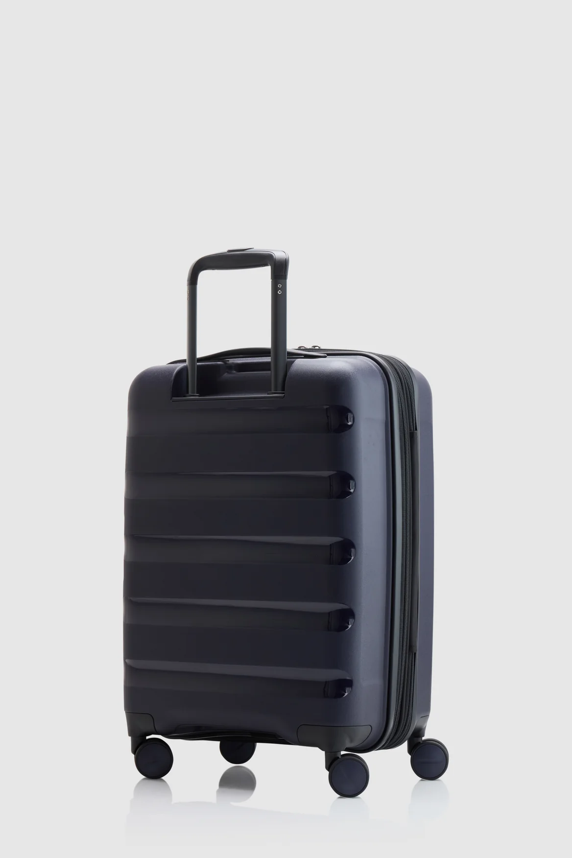 865-gloss-stripe-55cm-suitcase-5.webp Gloss Stripe 55cm Suitcase