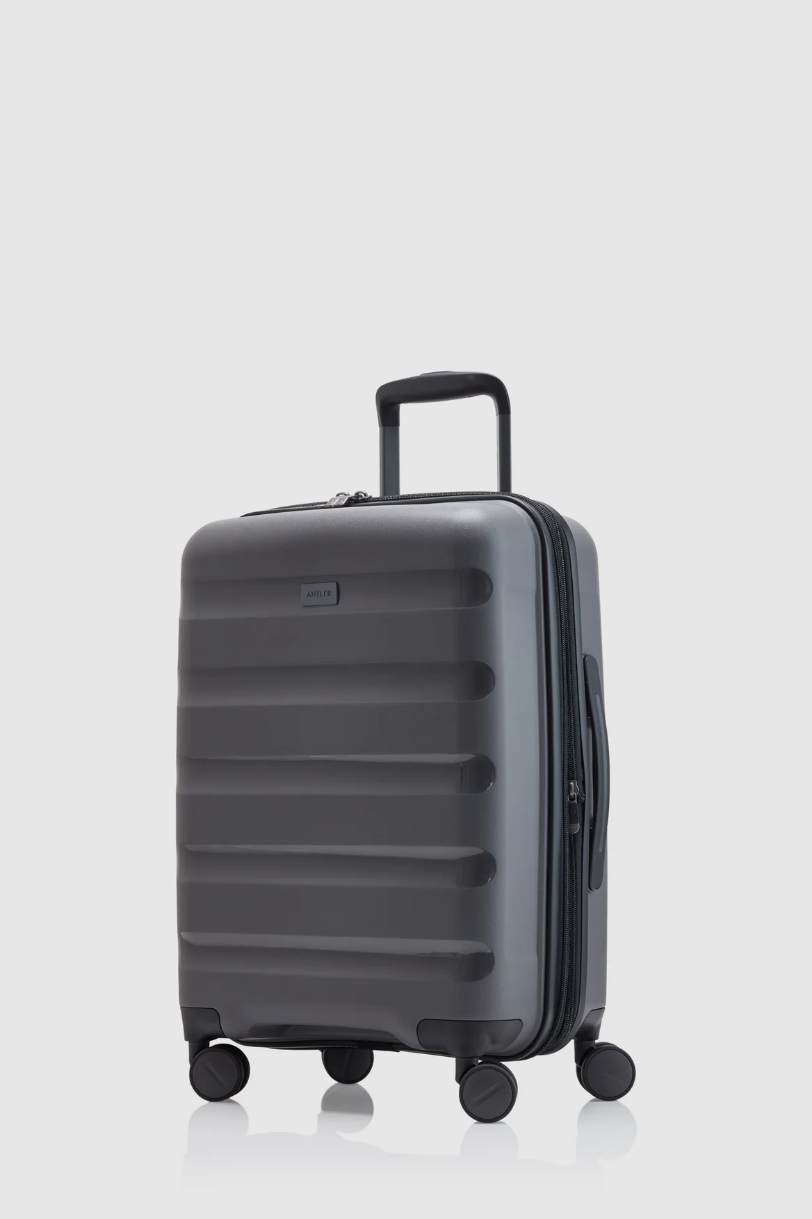 867-gloss-stripe-55cm-suitcase-1.webp Gloss Stripe 55cm Suitcase