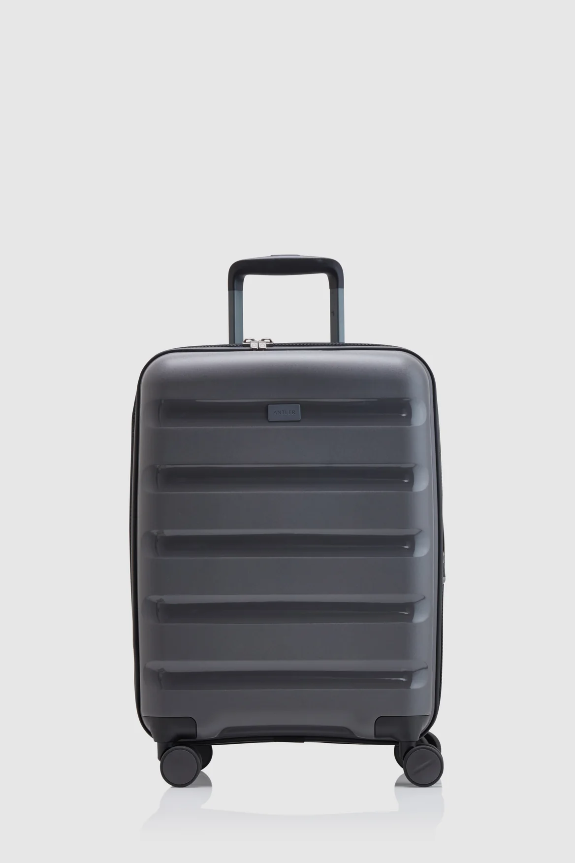 867-gloss-stripe-55cm-suitcase-4.webp Gloss Stripe 55cm Suitcase
