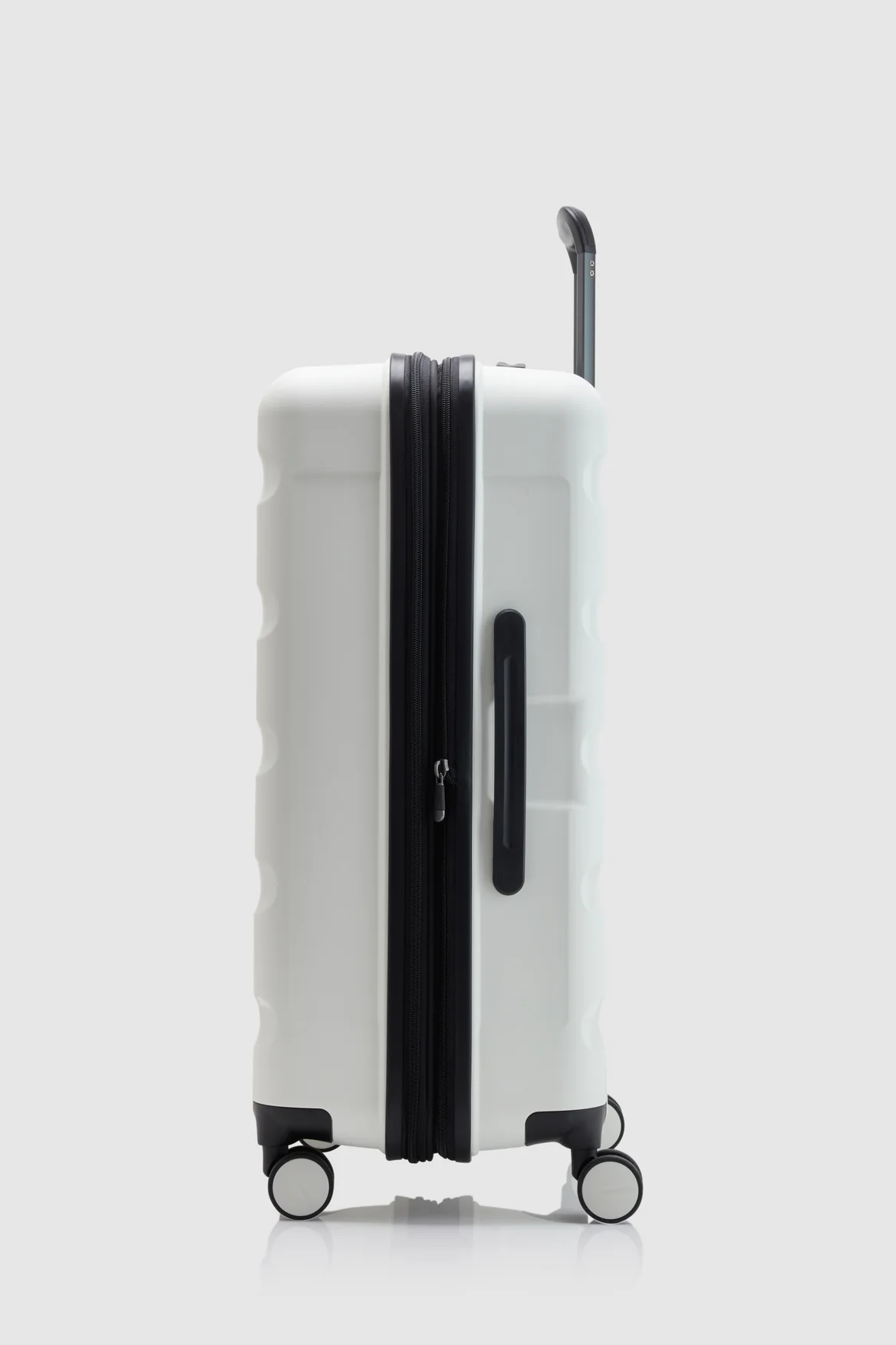 Gloss Stripe 68cm Suitcase