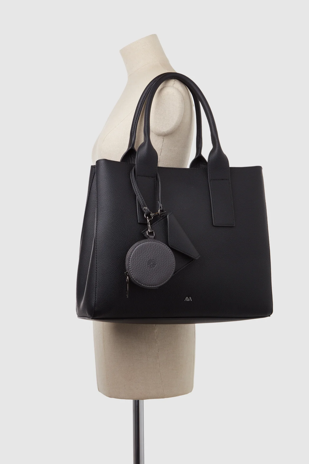 894-juni-carry-all-tote-bag-4.webp Juni Carry All Tote Bag