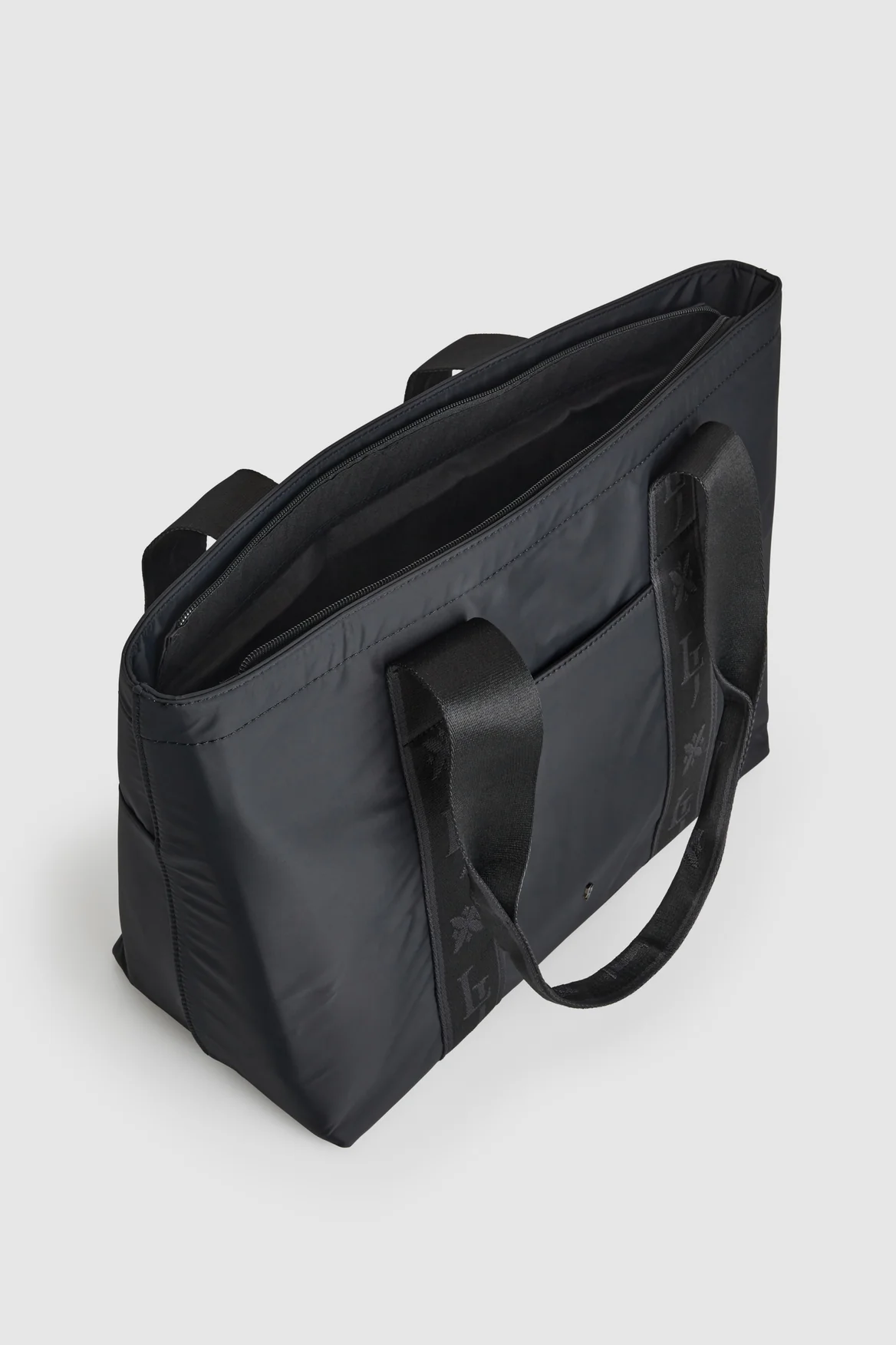 905-nylon-baby-bag-4.webp Nylon Baby Bag