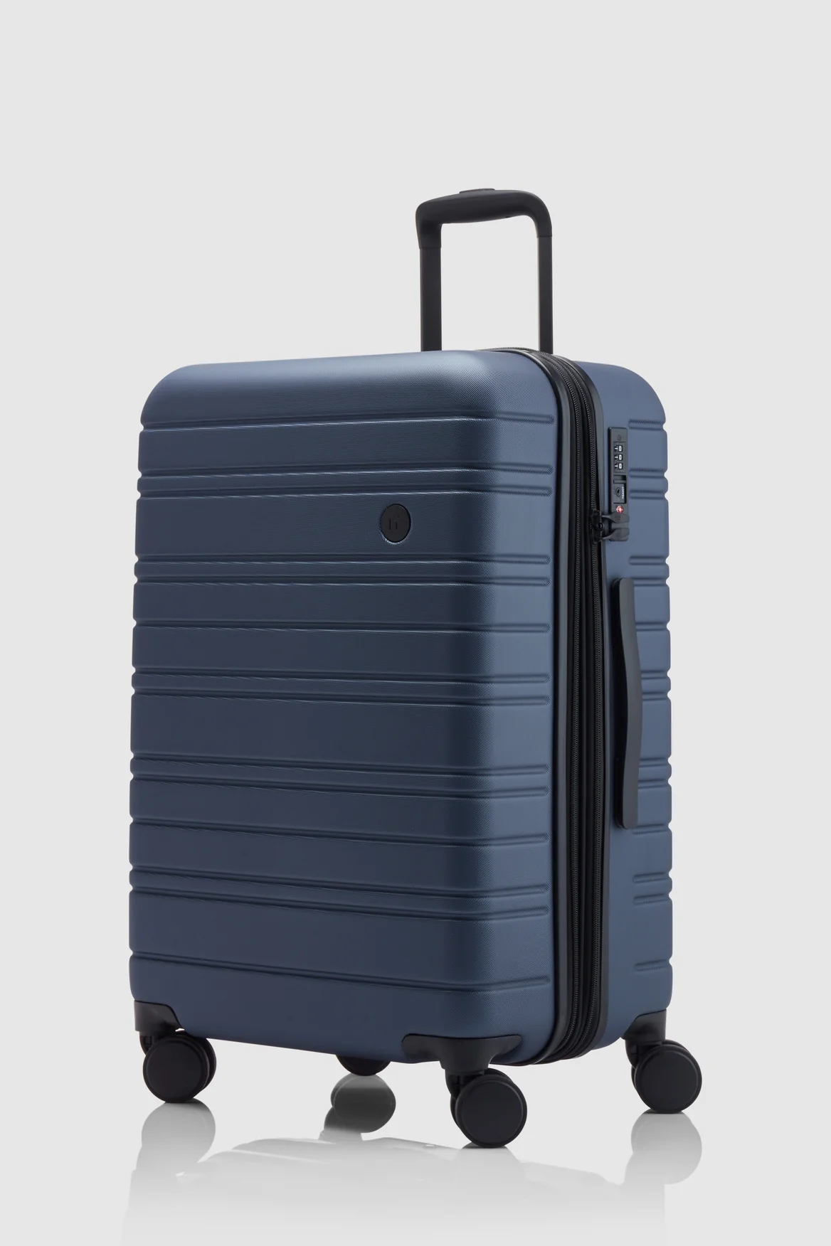 911-stori-check-in-65cm-suitcase-1.webp Stori Check-In 65cm Suitcase