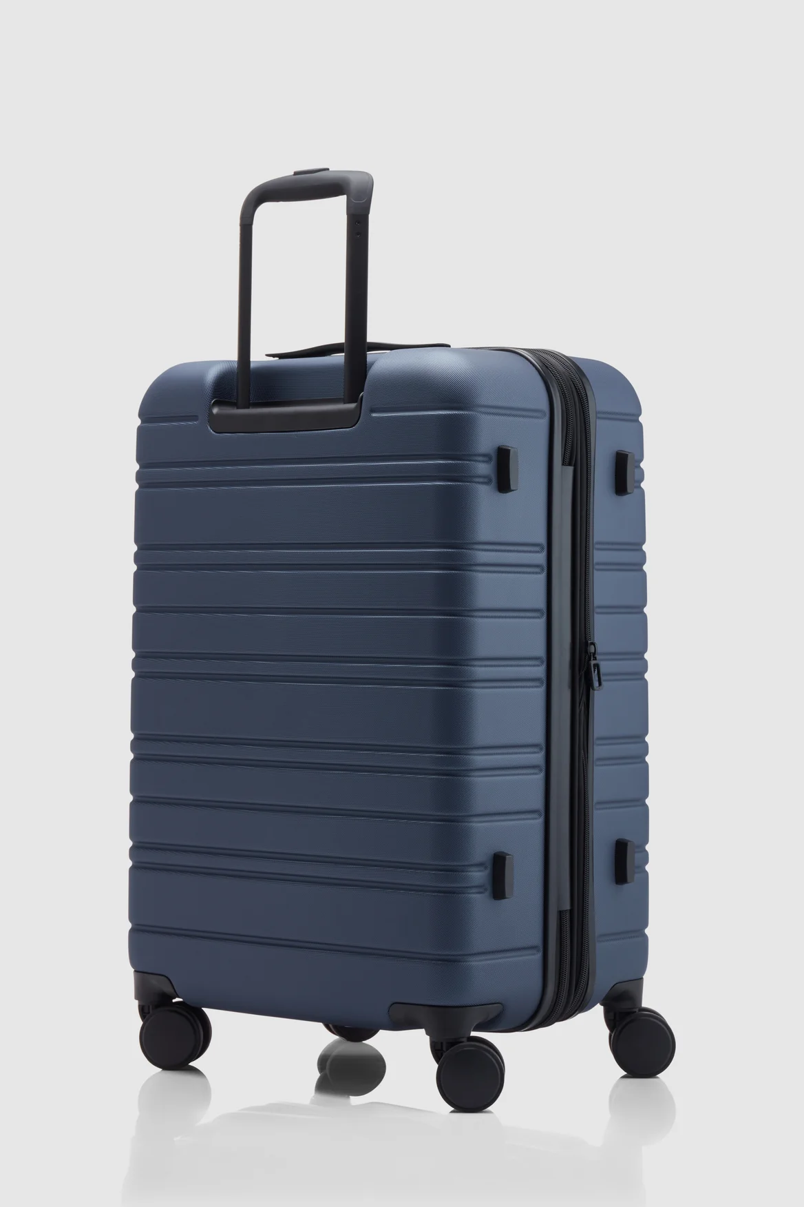 911-stori-check-in-65cm-suitcase-5.webp Stori Check-In 65cm Suitcase