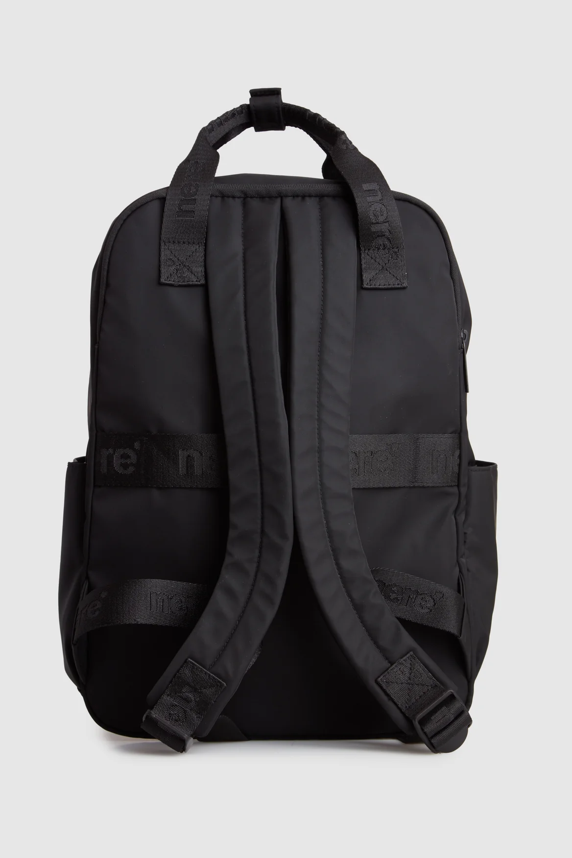 912-seeker-carry-on-backpack-2.webp Seeker Carry On Backpack