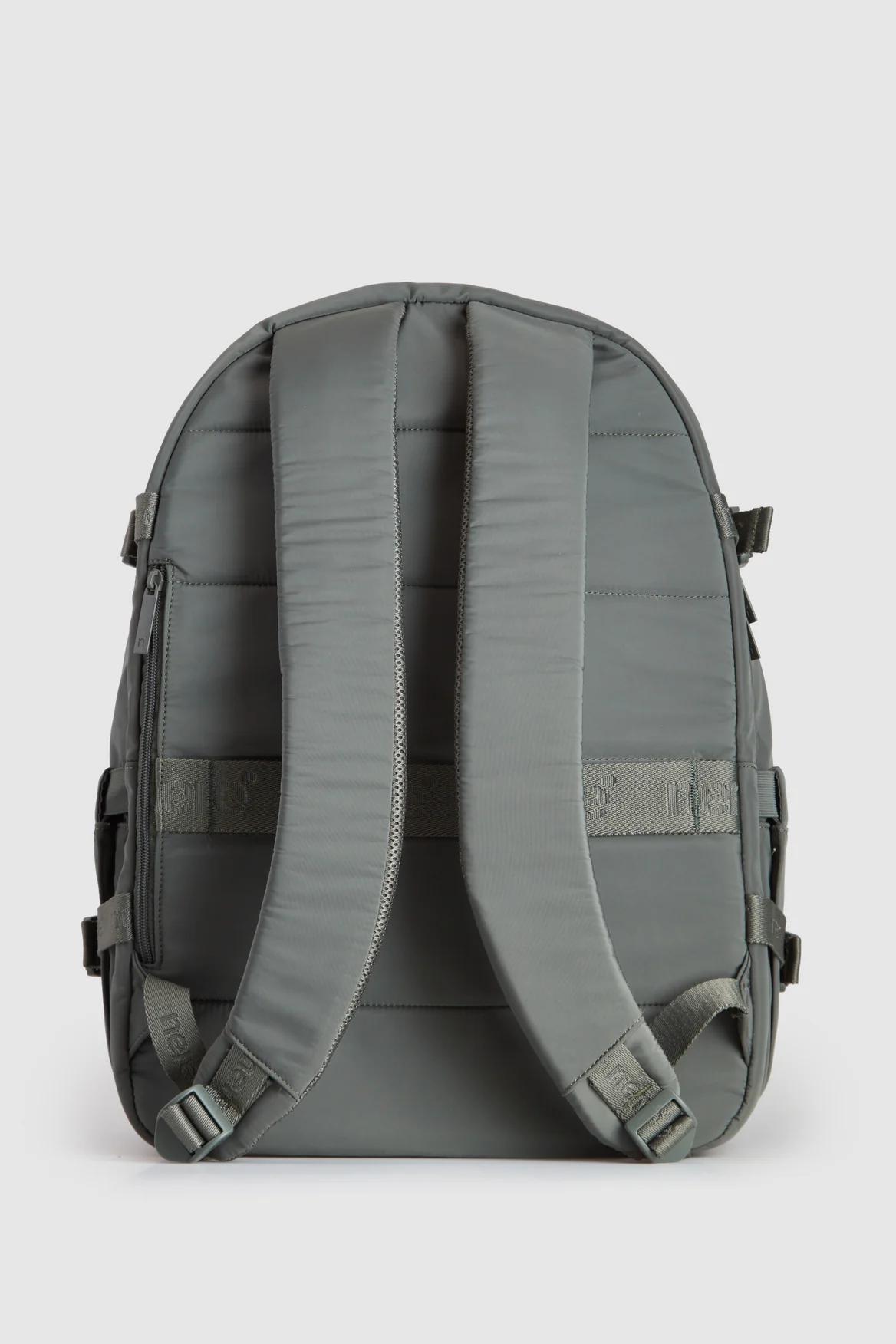 914-seeker-traveller-backpack-3.webp Seeker Traveller Backpack