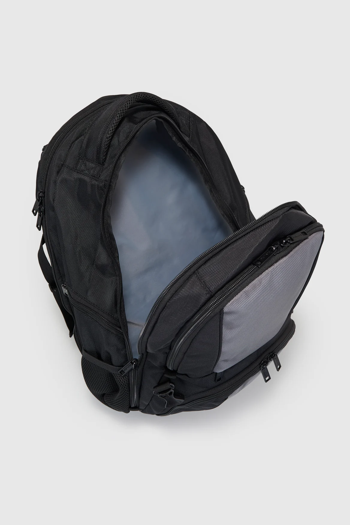 929-all-rounder-backpack-3.webp All Rounder Backpack