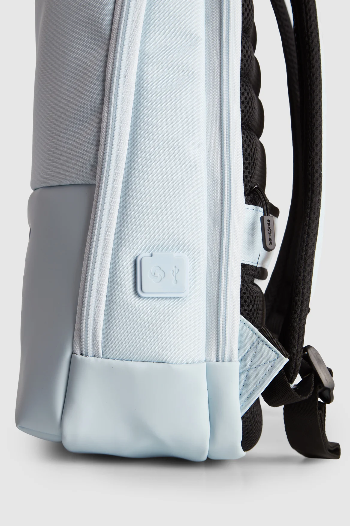 941-stackd-biz-15-6-backpack-3.webp Stackd Biz 15.6" Backpack